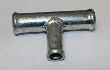SKY PARTS SP7296 Трубка соединит. для шлангов Т-образн. d=10х8х10мм. (метал.)